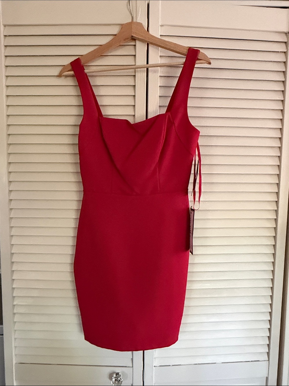 Red Sleeveless Cocktail Dress